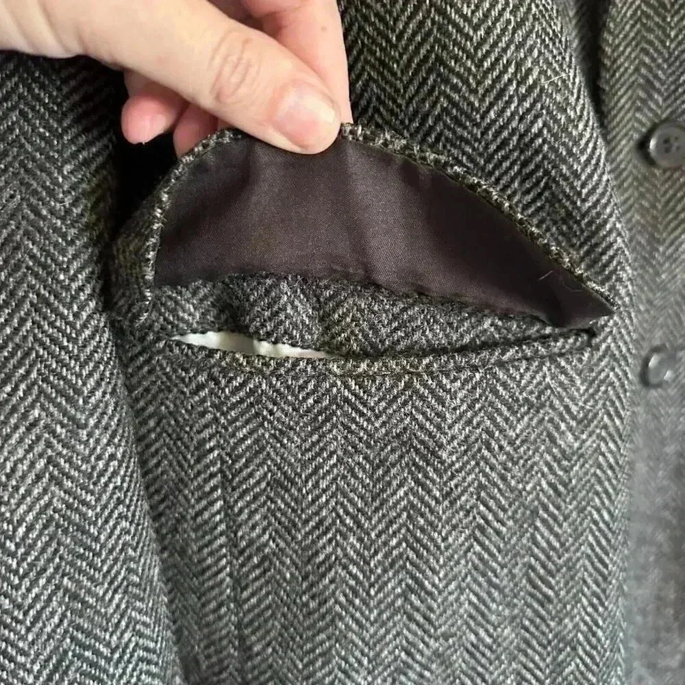 Farah Clothing Co. Men's Wool Tweed 2 Buttons Blazer Jacket Size 44L herringbone